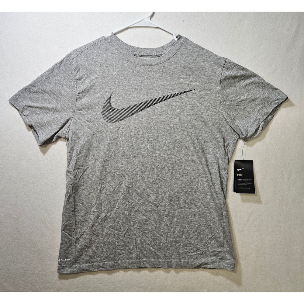 Nike Swoosh Logo Graphic T-Shirt, Light Gray, Men's Size MD, AR5968-063, Unused